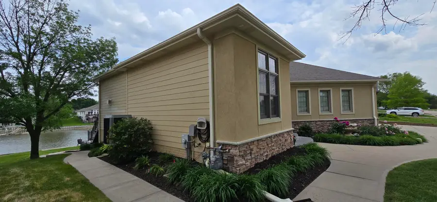 1016 Shoal Drive, Carter Lake, IA 51510 - #2