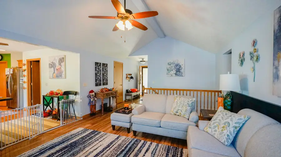 820 Mckenzie Avenue, Council Bluffs, IA 51503 - #3