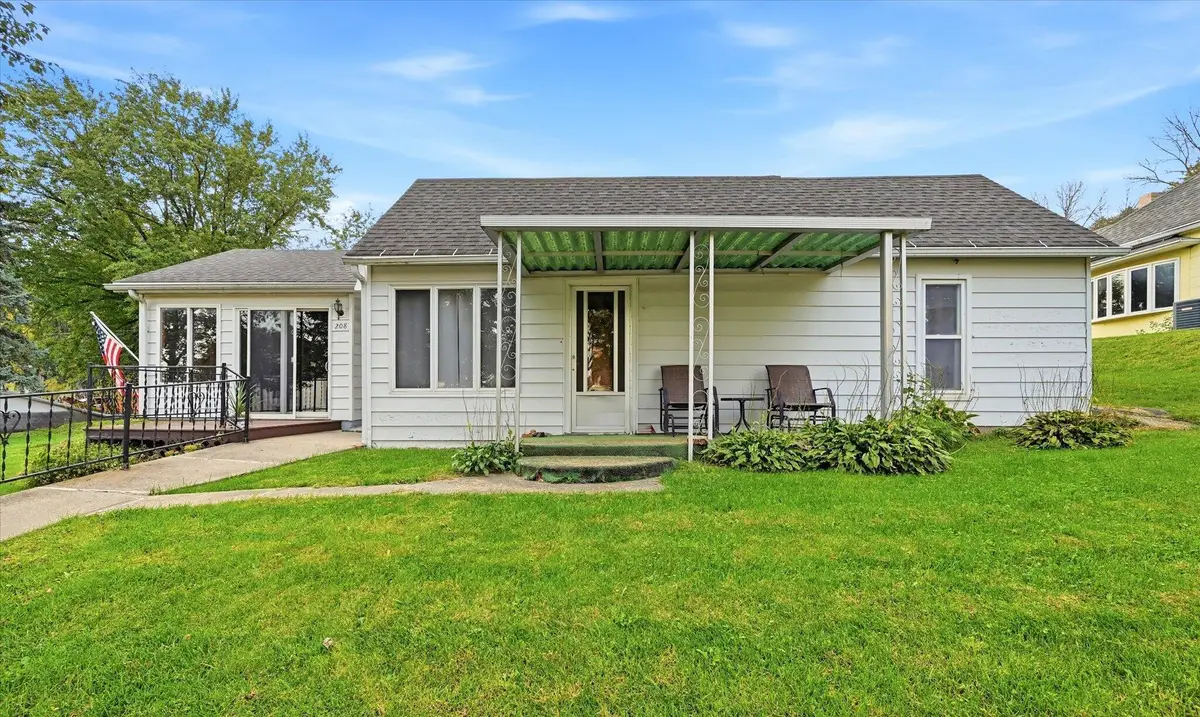 208 Oak Street, Moorhead, IA 51558 - #1