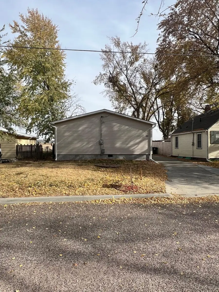 92 Huron Circle, Council Bluffs, IA 51501 - #3