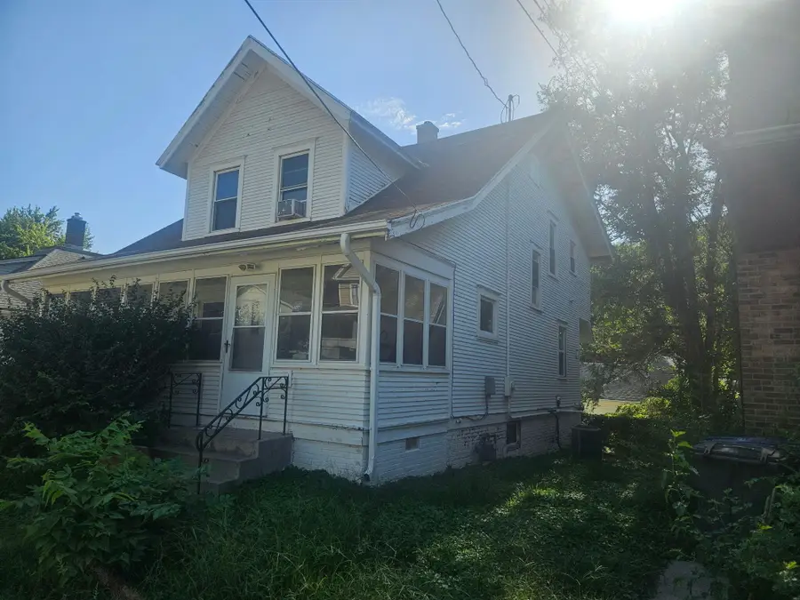 336 Benton Street, Council Bluffs, IA 51503 - #2