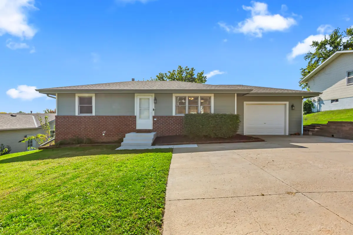 403 Fairview Drive, Glenwood, IA 51534 - #1