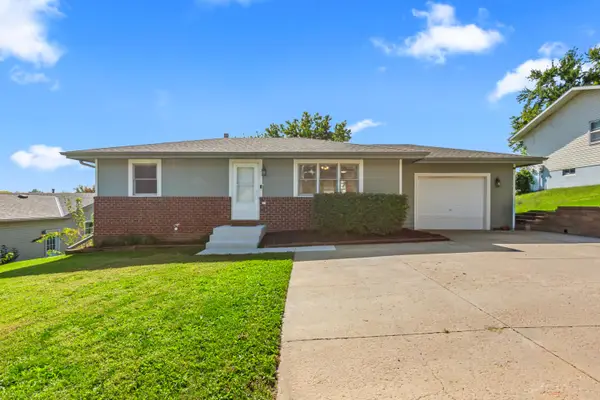 403 Fairview Drive, GLENWOOD, IA 51534