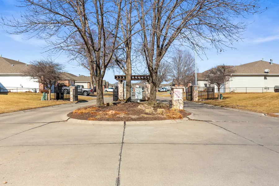 1004 Shoal Point Drive, Carter Lake, IA 51510 - #2