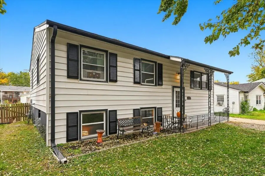 2916 Rawlins Drive, Council Bluffs, IA 51501 - #2