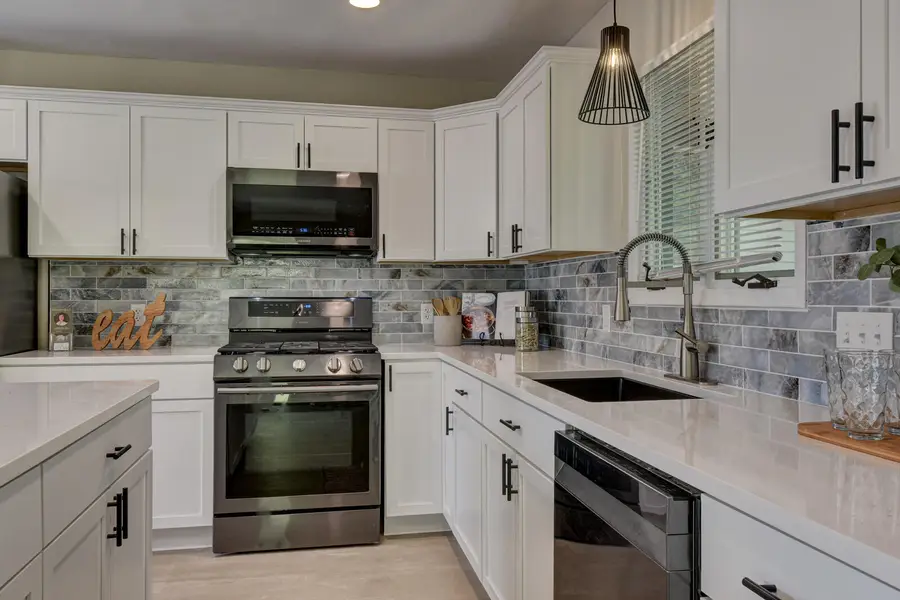 1510 Mcpherson Avenue, Council Bluffs, IA 51503 - #3