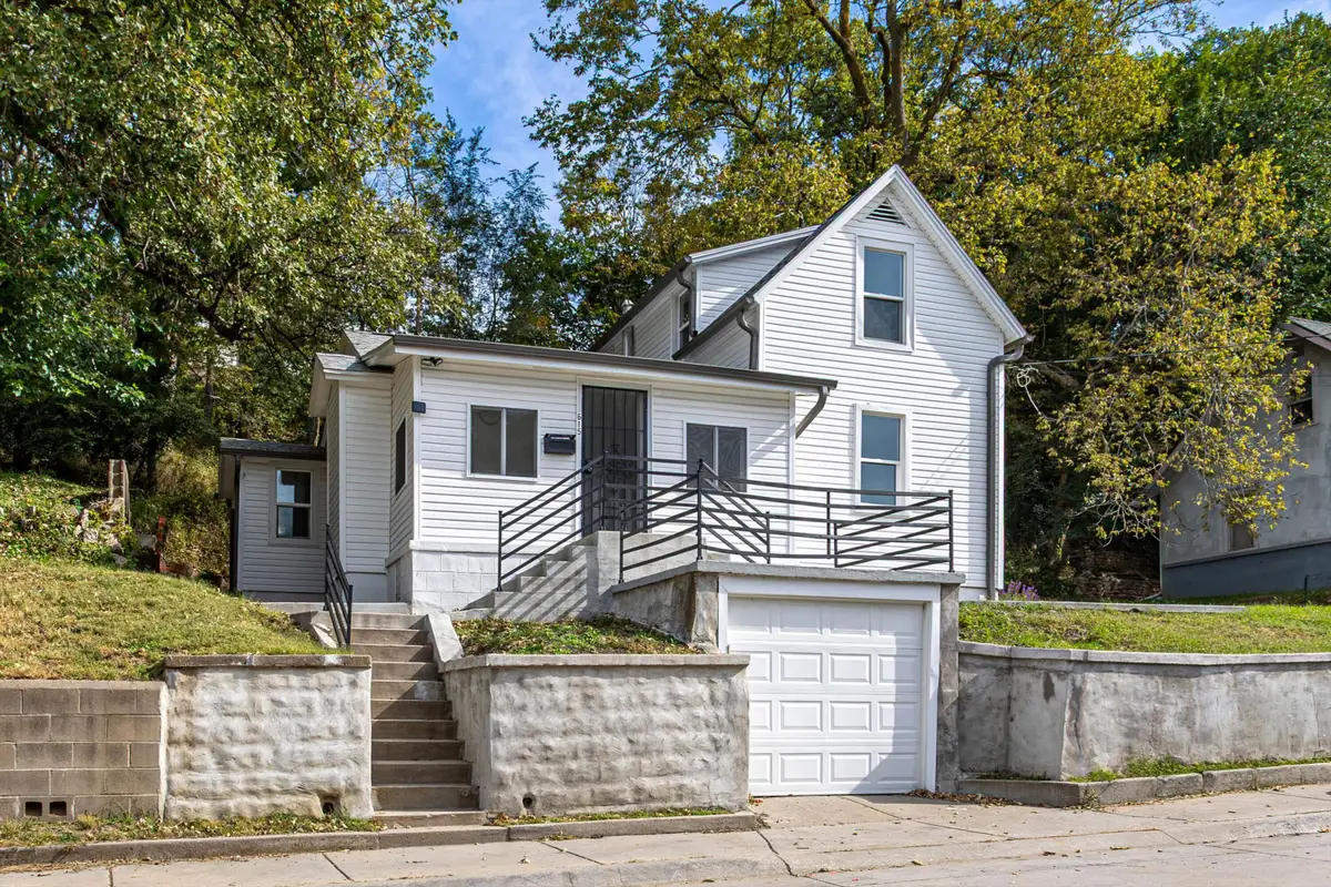615 Stutsman Street, Council Bluffs, IA 51503 - #1