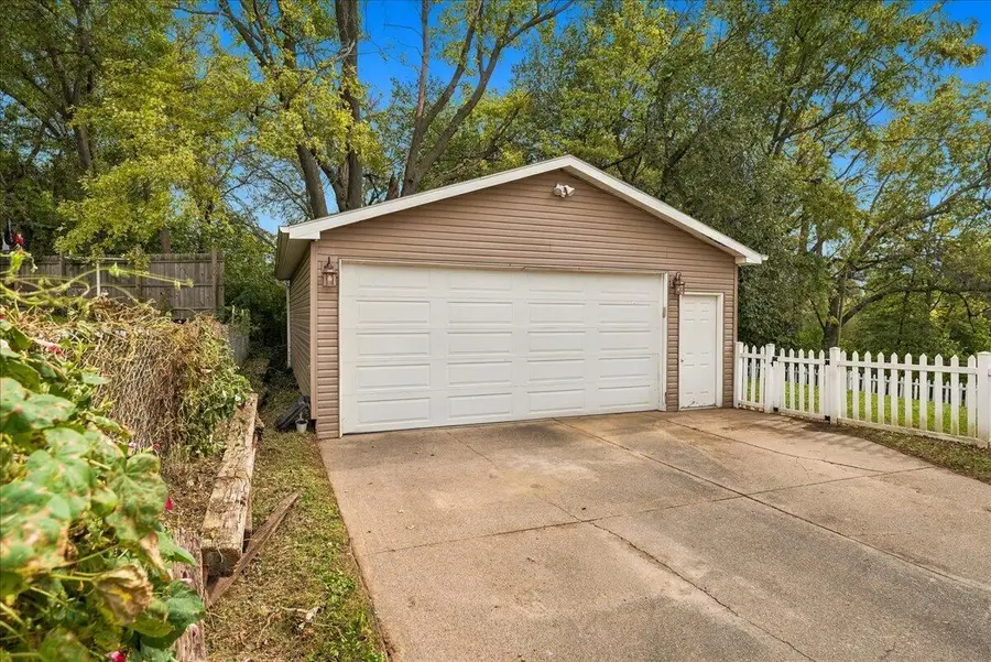 105 Louise Avenue, Glenwood, IA 51534 - #3