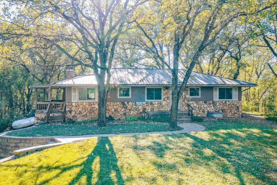 2036 Easton Trail, Pisgah, IA 51564 - #2
