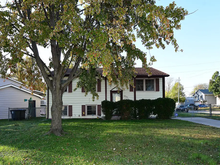 3107 Rawlins Drive, Council Bluffs, IA 51501 - #2