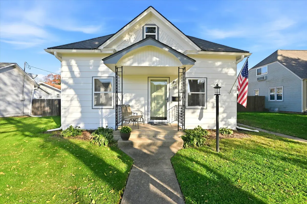 318 N 3rd Avenue, Logan, IA 51546 - #1