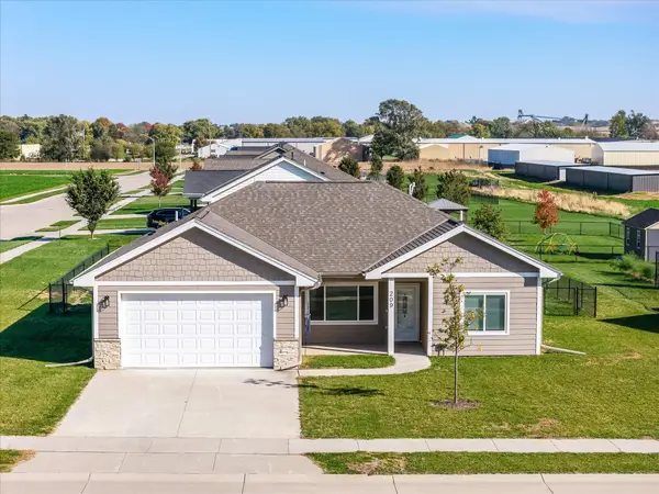 209 Harvest Hills Drive, WOODBINE, IA 51579