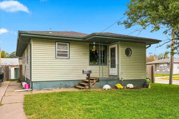 2800 Avenue J, COUNCIL BLUFFS, IA 51501