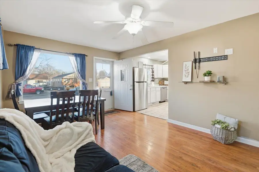 2308 S 10th Street, Council Bluffs, IA 51501 - #3