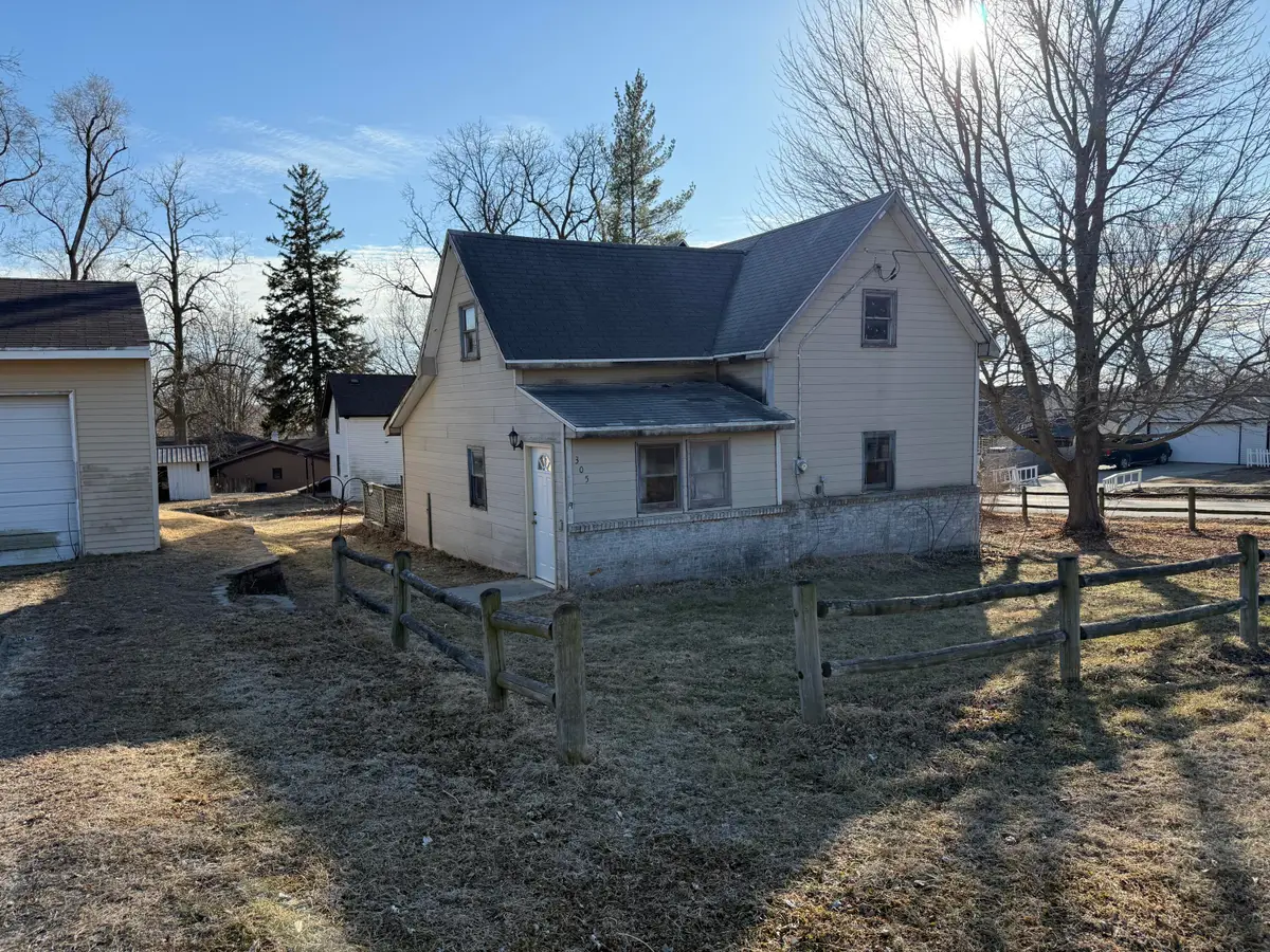 305 Washington Street, Carson, IA 51525 - #1
