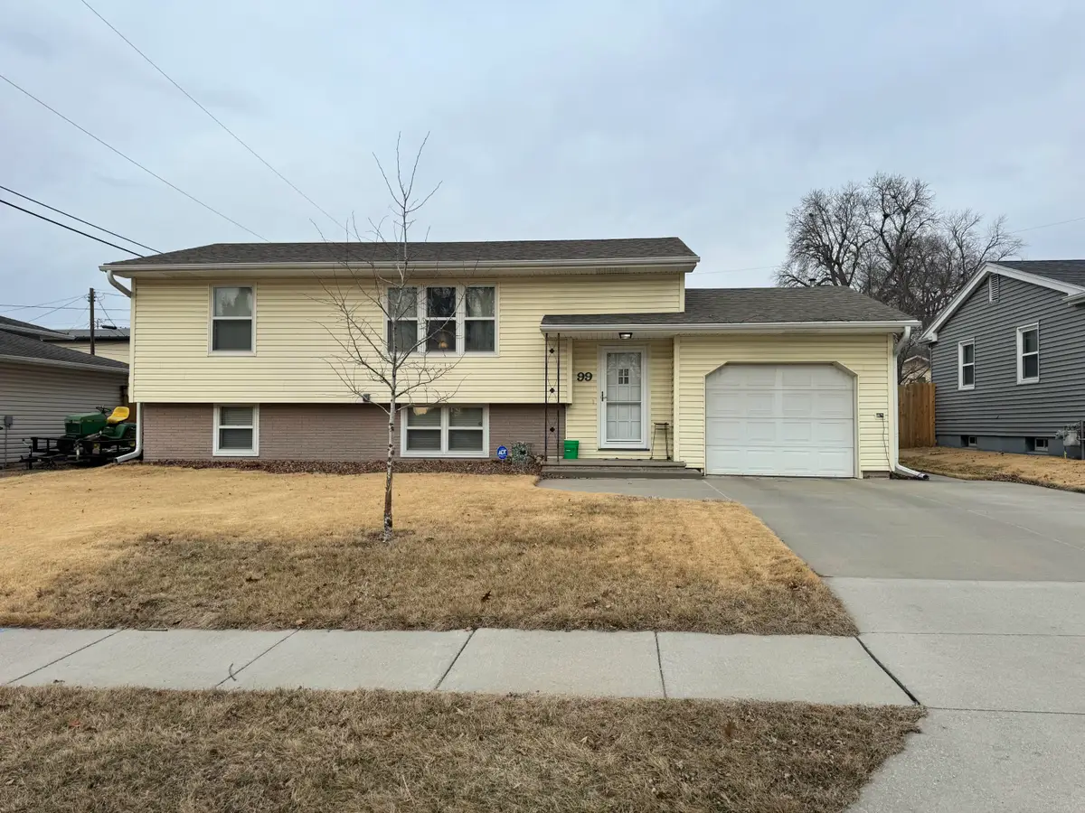 99 Wenwood Circle, Council Bluffs, IA 51503 - #1