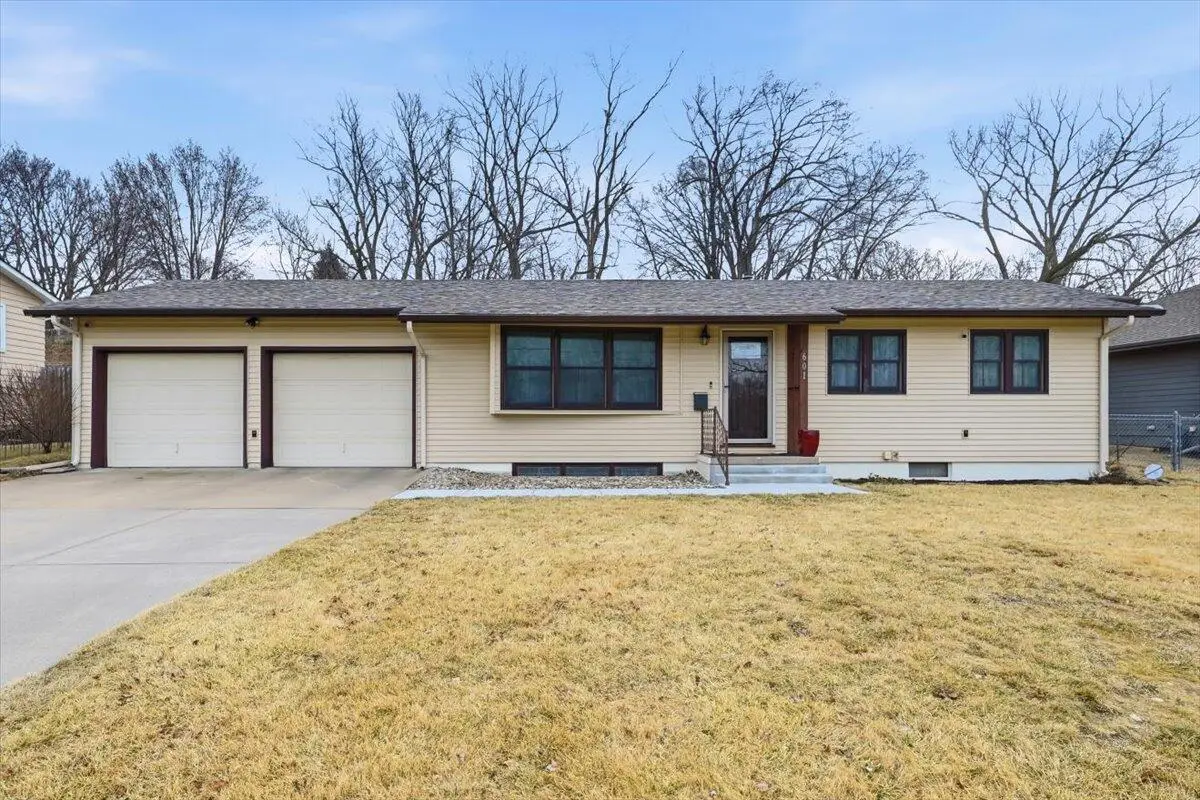 601 N Hazel Street, Glenwood, IA 51534 - #1