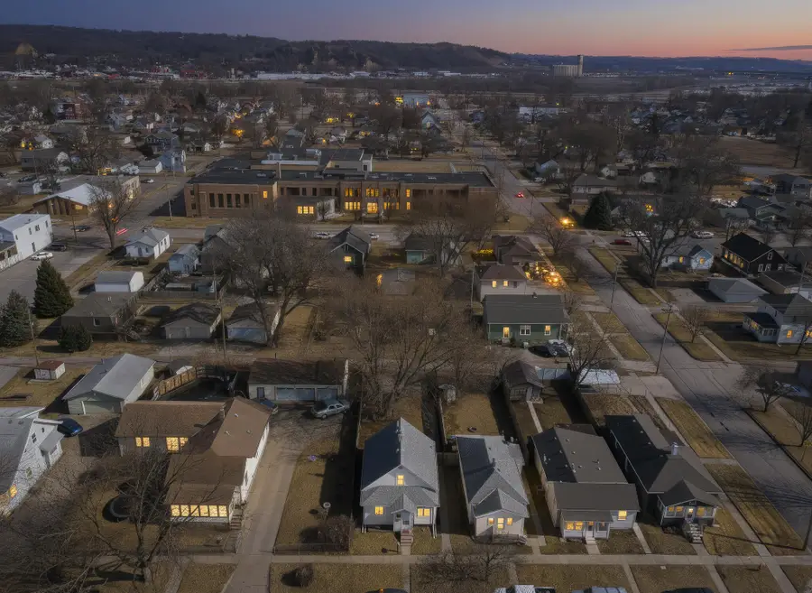 2013 S S 11th St Street, Council Bluffs, IA 51501 - #3