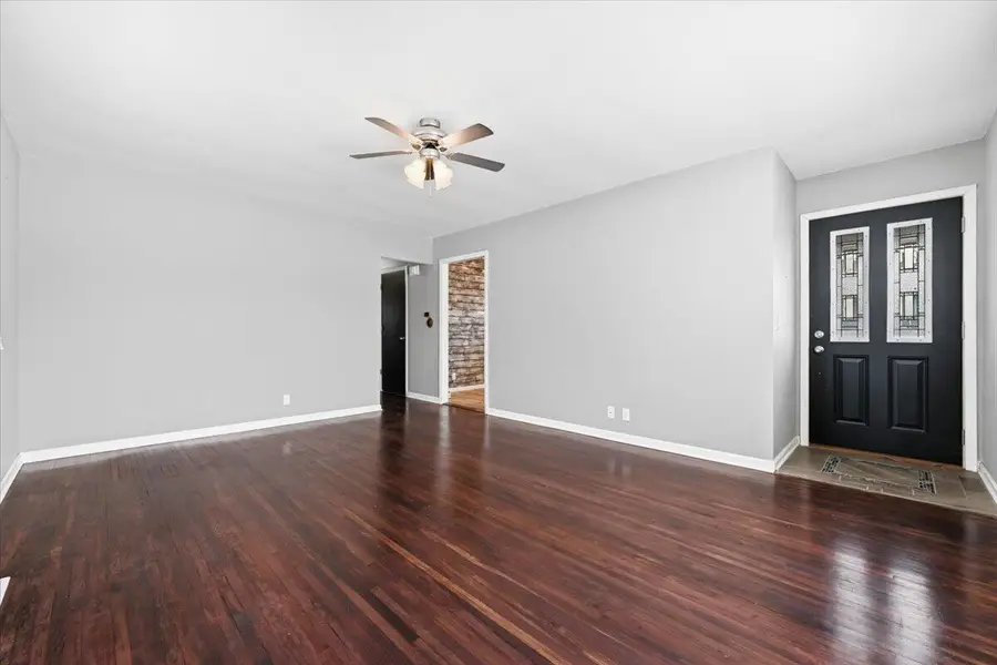 1021 N 28th Street, Council Bluffs, IA 51501 - #3