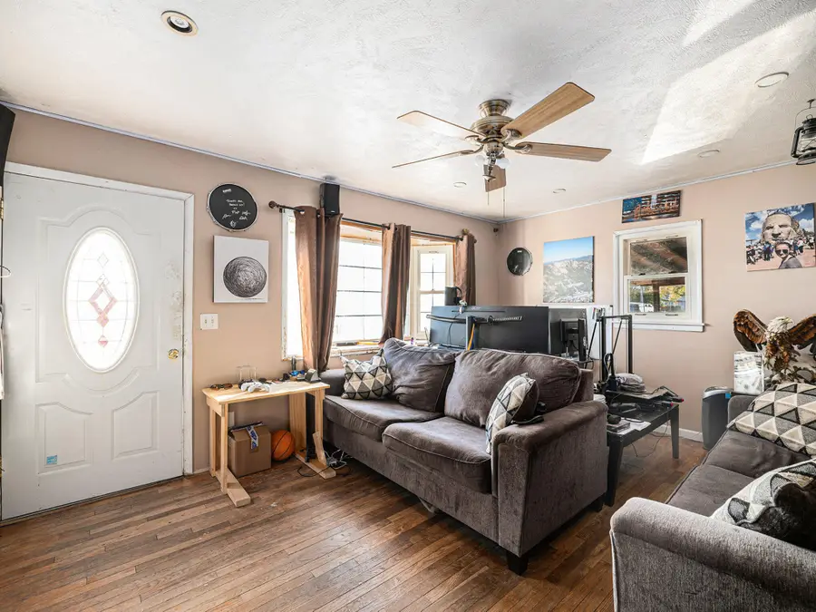 2016 Ave L, Council Bluffs, IA 51501 - Image #3