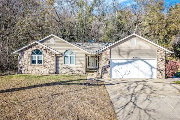 10724 Oak Park Lane, BLAIR, NE 68008