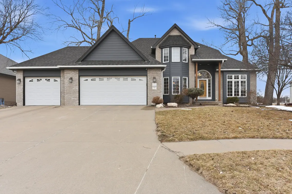 111 Shoreline Drive, Carter Lake, IA 51510 - #1