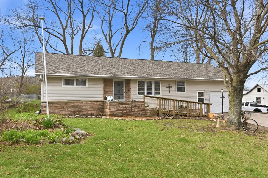 815 Palmer Avenue, Oakland, IA 51560 - #2