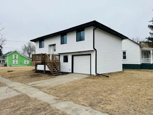 900 18th Avenue, Council Bluffs, IA 51501 - #2