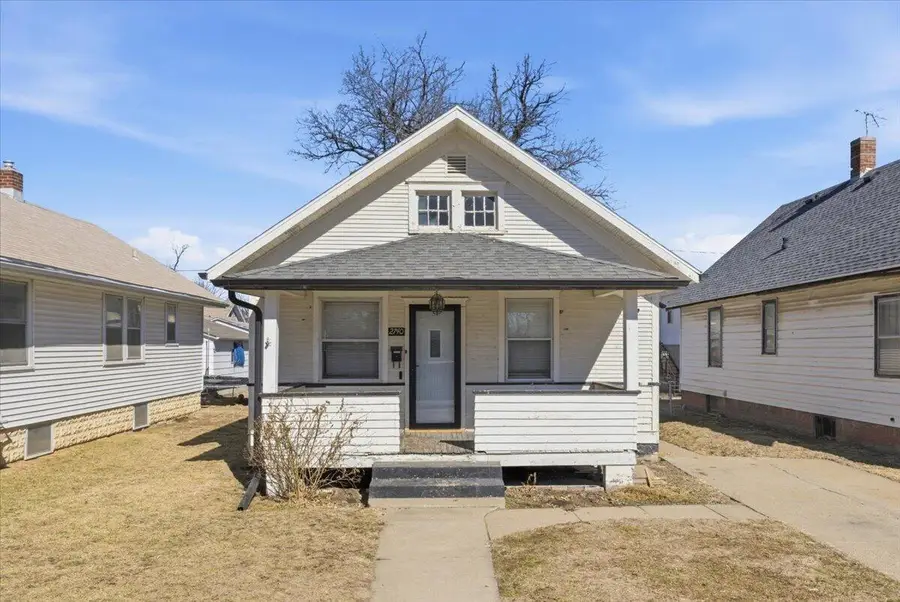 2740 Avenue B, Council Bluffs, IA 51501 - #2