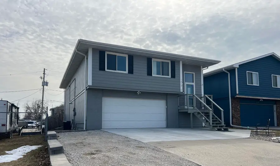 1615 Avenue M, Council Bluffs, IA 51501 - #3