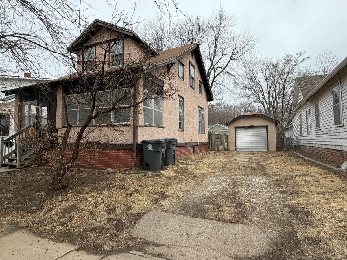 307 N 7th Street, Council Bluffs, IA 51503 - #1