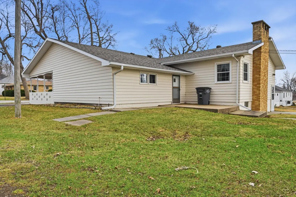 128 N Locust Street, Carson, IA 51525 - #1