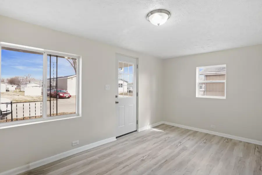 3115 12th Avenue, Council Bluffs, IA 51501 - #3