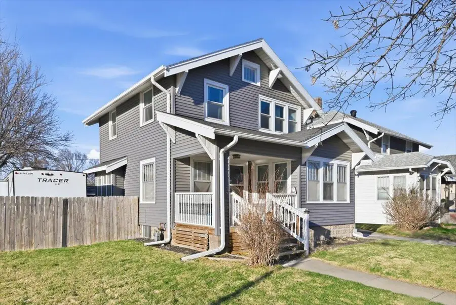 2322 Avenue F, Council Bluffs, IA 51501 - #3