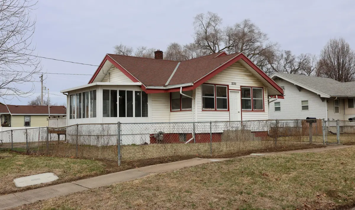 2530 S 10th Street, Council Bluffs, IA 51501 - #1