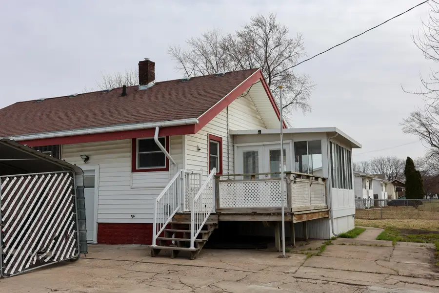 2530 S 10th Street, Council Bluffs, IA 51501 - #3