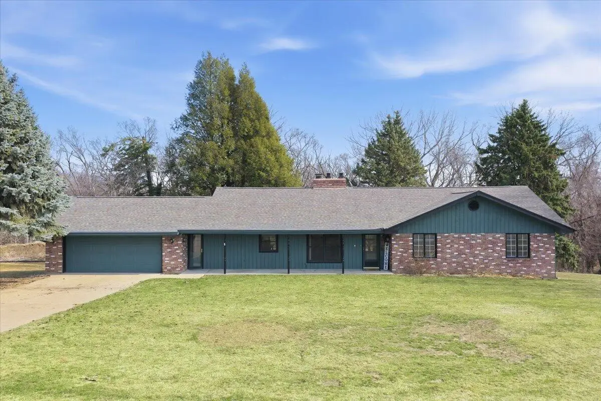 2491 Liberty Avenue, Missouri Valley, IA 51555 - #1