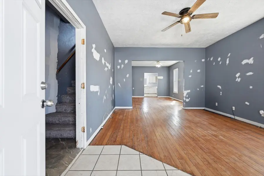 229 12th Avenue, Council Bluffs, IA 51503 - #3