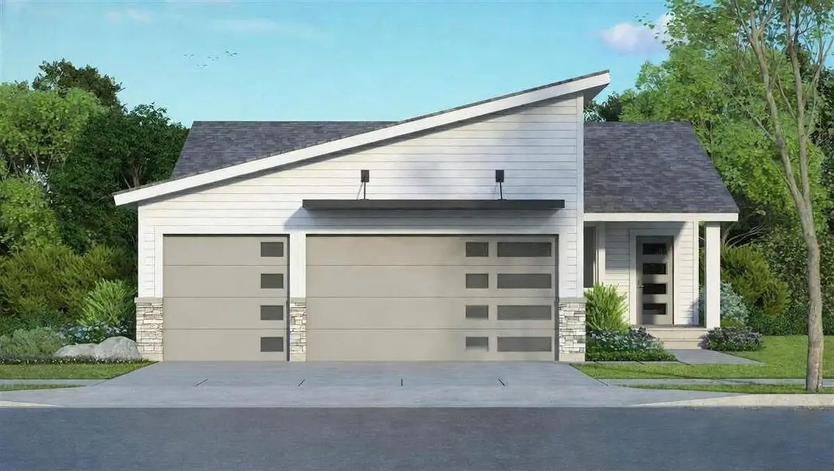 810 14th Avenue, Council Bluffs, IA 51501 - #1