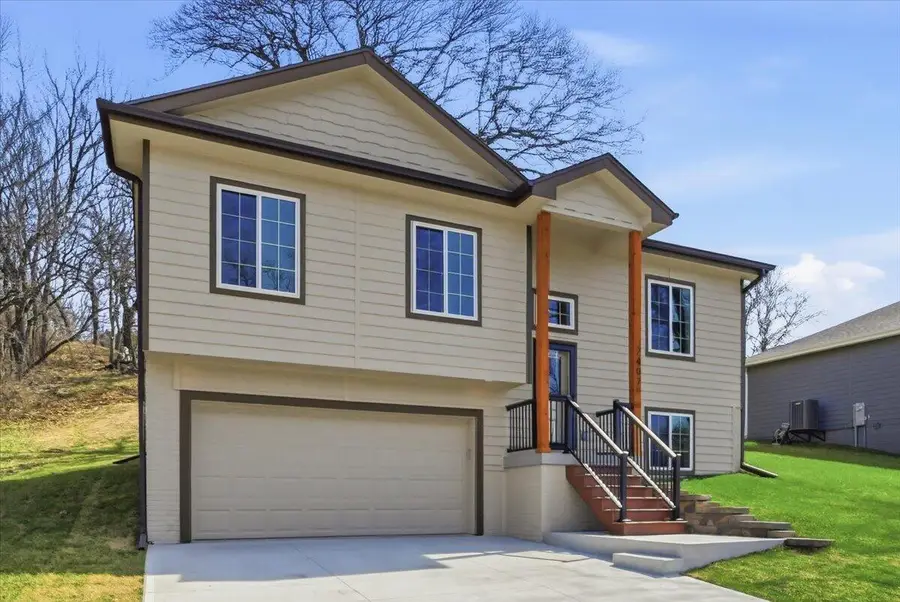 2407 N Broadway Street, Council Bluffs, IA 51503 - #2