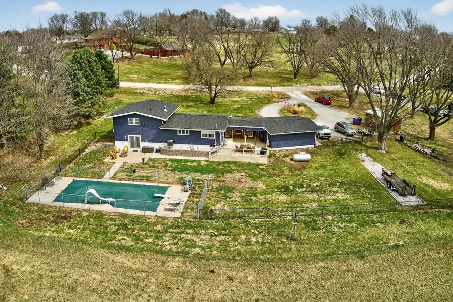 1086 212 Place, Shenandoah, IA 51601 - #2