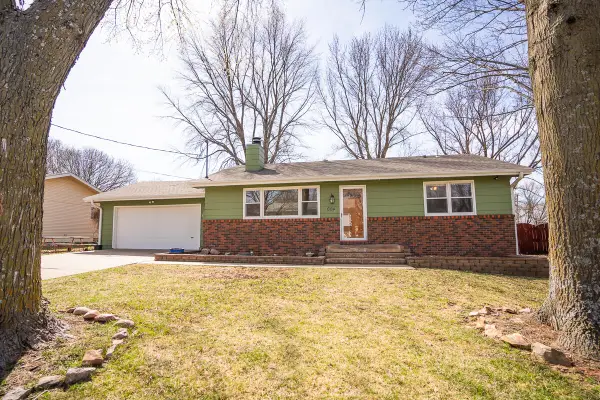 604 Sherwood Drive, TABOR, IA 51653