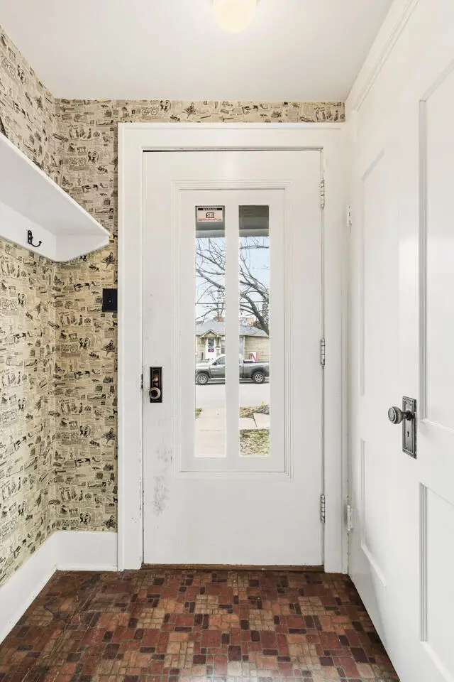 106 Frank Street, Council Bluffs, IA 51503 - #3