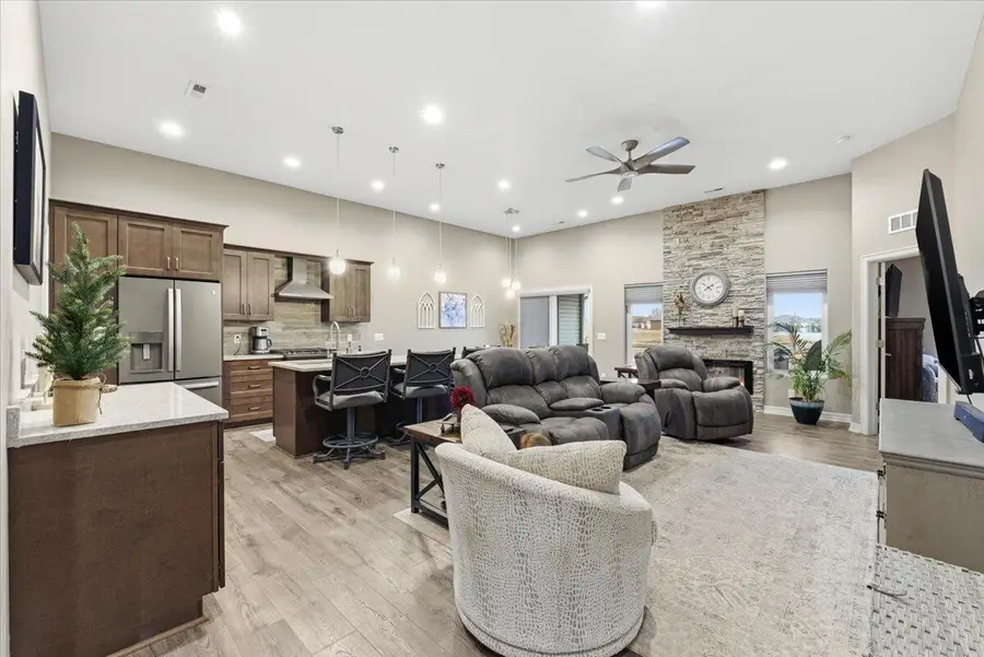 5248 Carriage Road, Council Bluffs, IA 51501 - #3