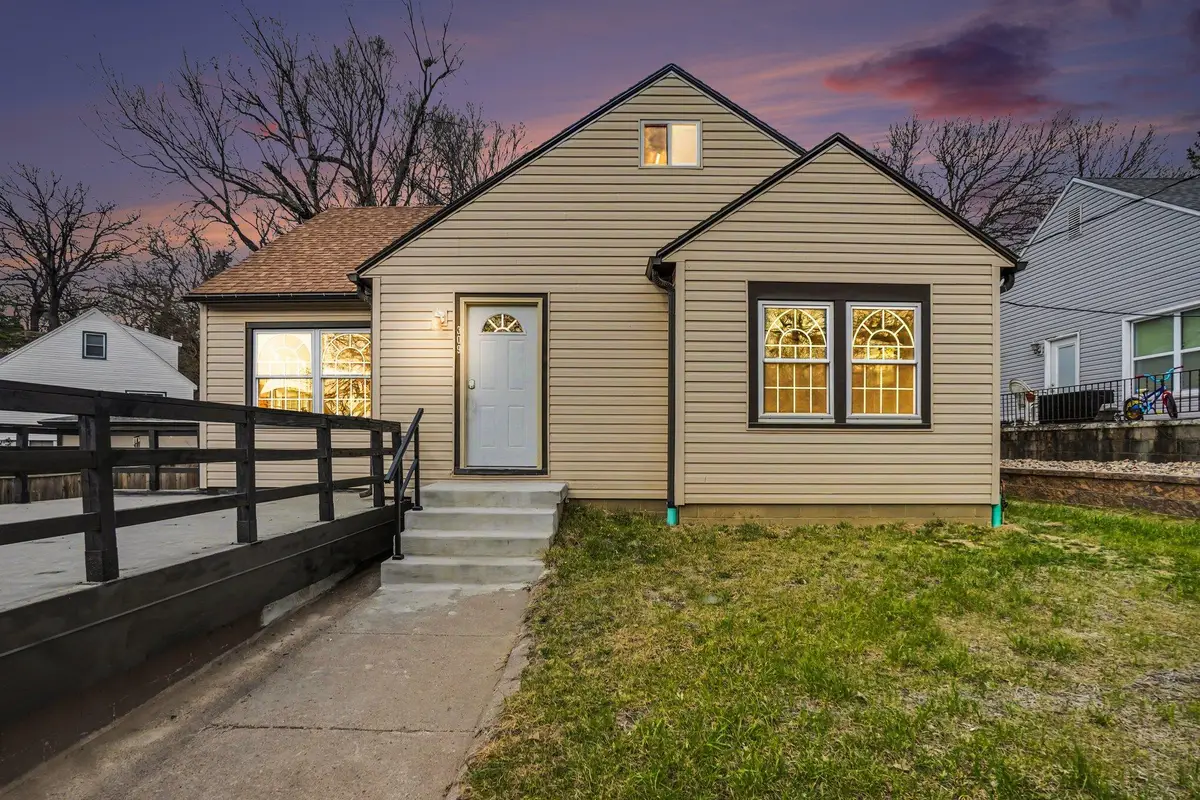 309 Perrin Place, Council Bluffs, IA 51503 - #1