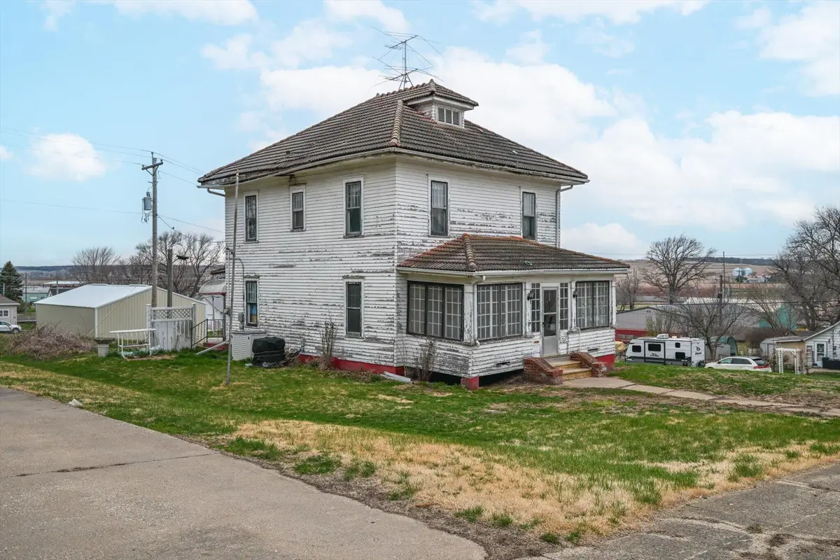 202 Y Street, Dunlap, IA 51529 - #1