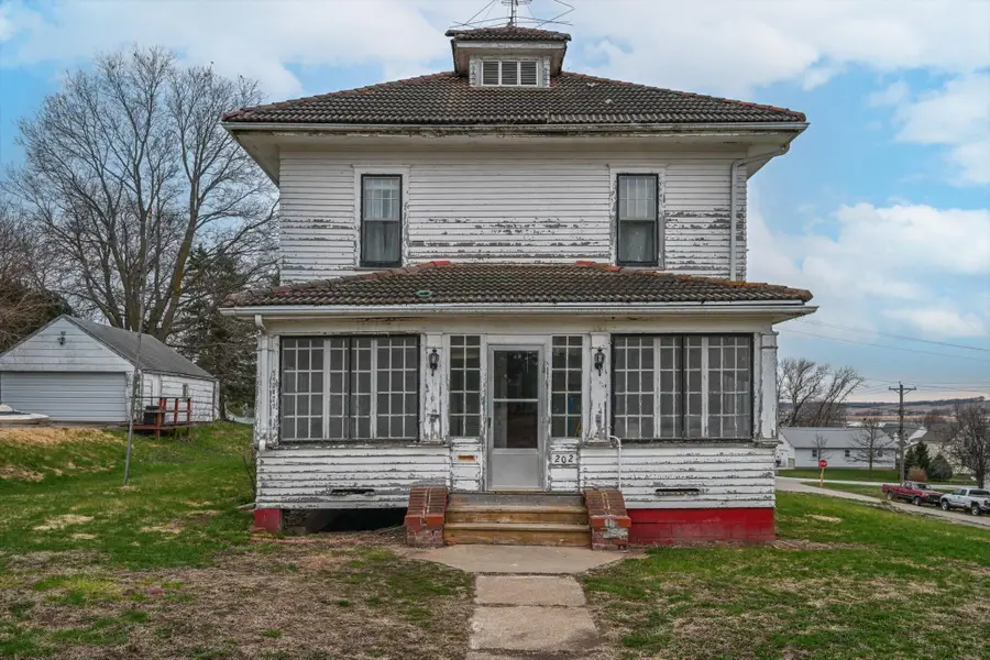 202 Y Street, Dunlap, IA 51529 - #2