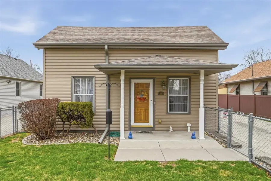 1810 Avenue E, Council Bluffs, IA 51501 - #3