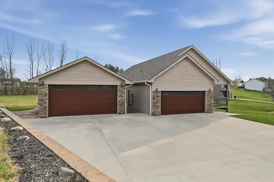 23045 Chamois Circle, Glenwood, IA 51534 - #2