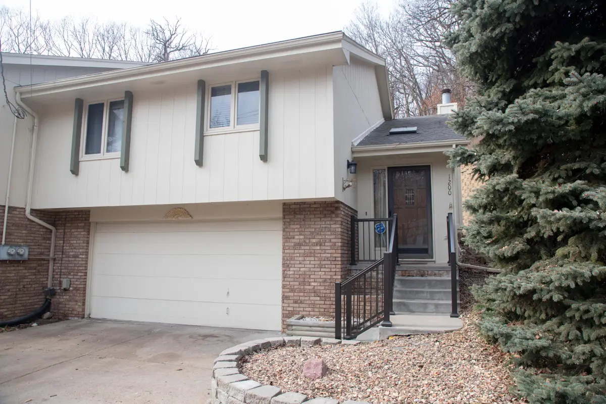 1200 Madison Avenue, Council Bluffs, IA 51503 - #1